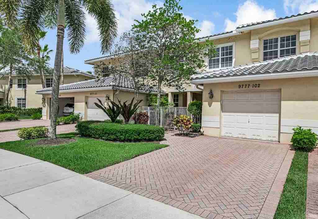 9777 Bowline Dr #102 - Photo 3 of 50