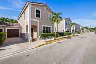 10565 Nw 57th Ct #10565 - Photo 1 of 1