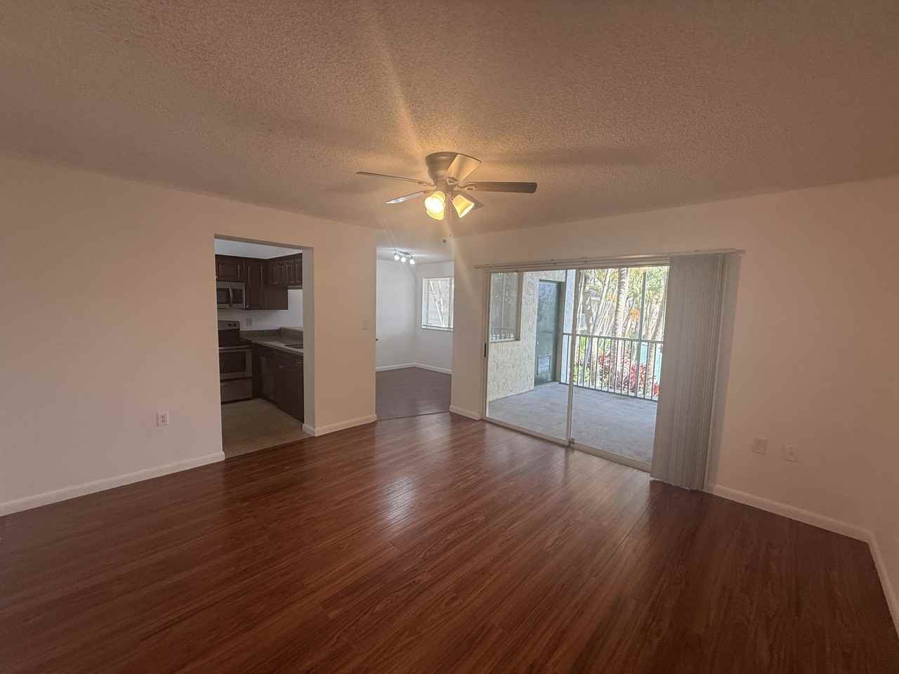 16203 Glenmoor Dr #16203 - Photo 3 of 10
