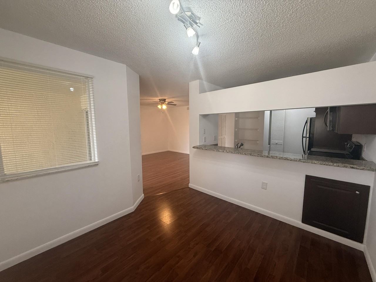 16203 Glenmoor Dr #16203 - Photo 4 of 10