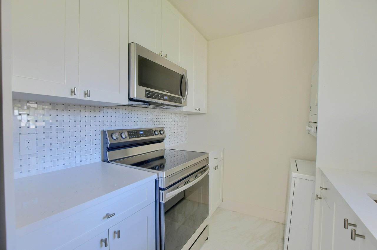 2503 Oceanview Ave #C - Photo 7 of 15