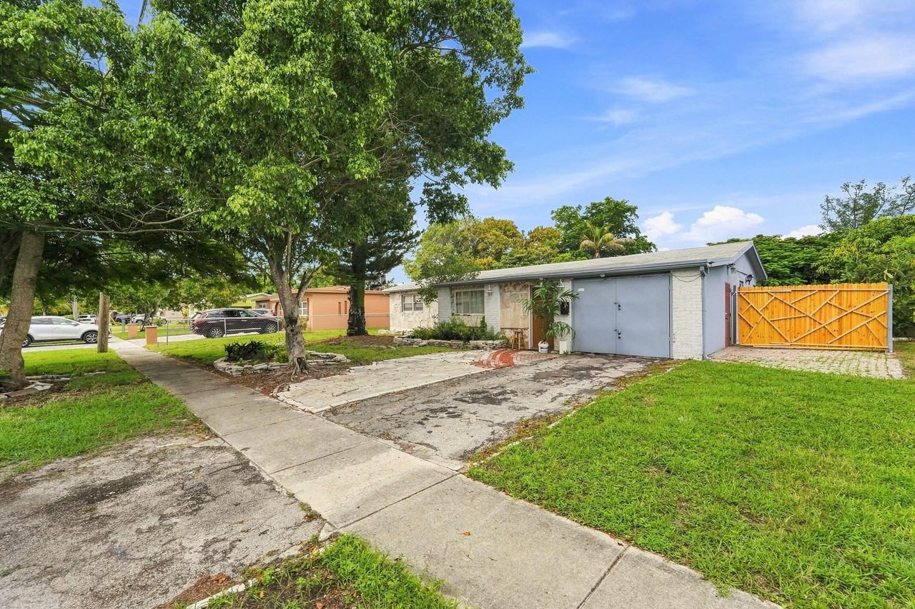 4031 Nw 7th Ave - Photo 2 of 22