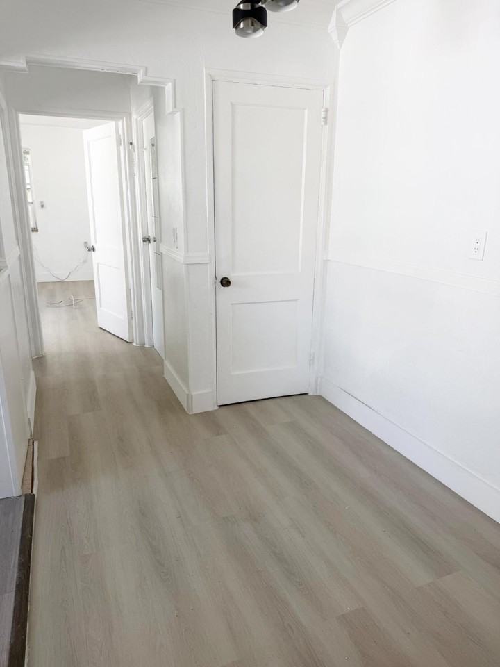 23 Sidonia Ave #3 - Photo 2 of 9