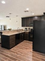 featured image of 465 Se Bloxham Way