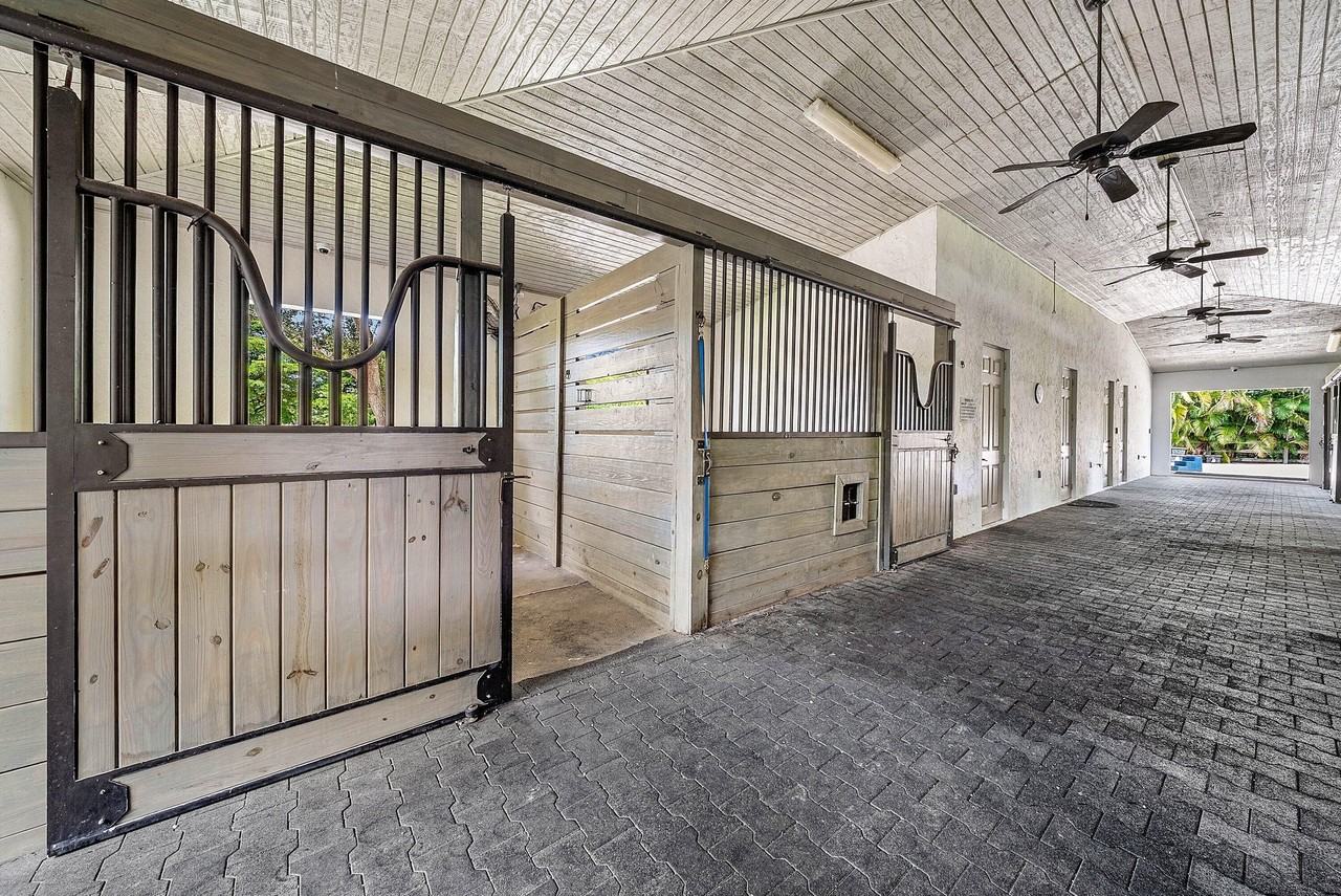 14565 Belmont Trce #BARN - Photo 7 of 42