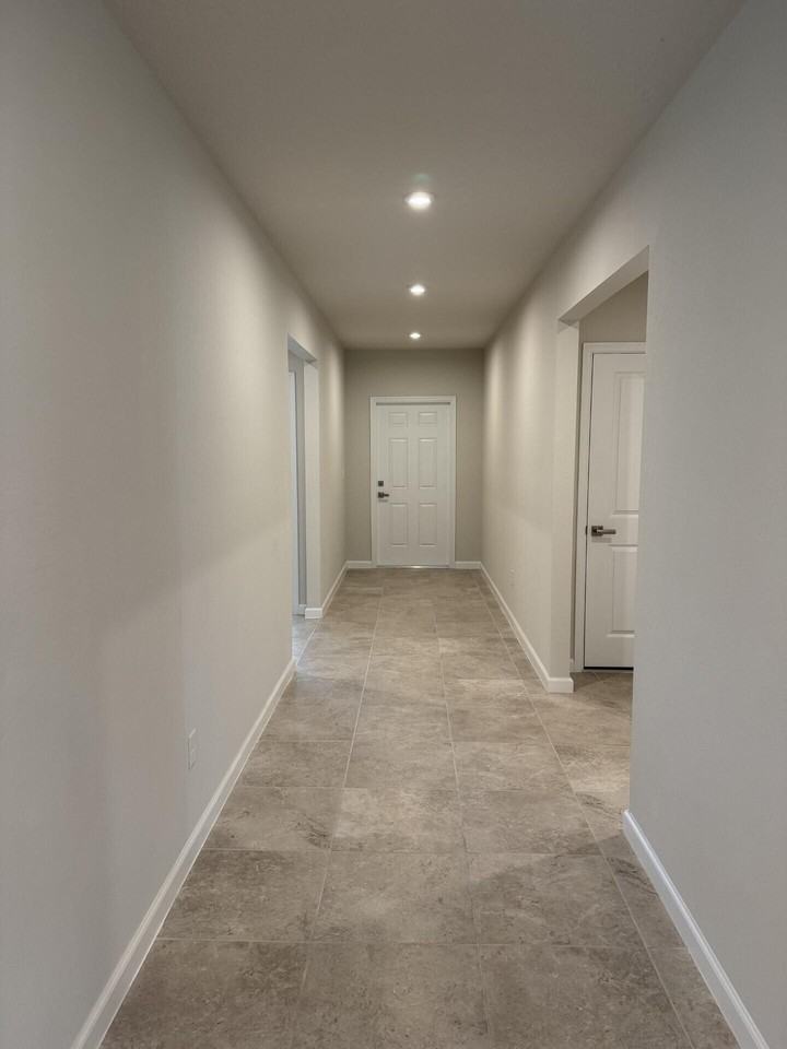 13946 SW BLUE HAVEN Drive - Photo 3 of 27