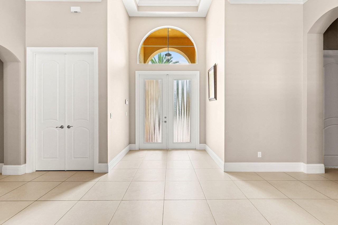 12121 Sunnydale Dr - Photo 5 of 41