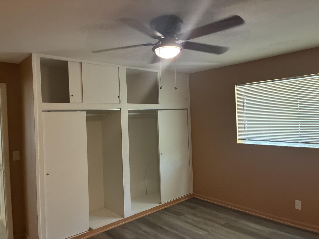 517 Silver Beach Rd - Photo 4 of 10