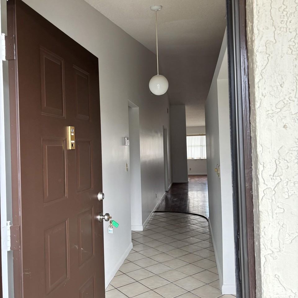 7641 Tahiti Ln #205 - Photo 6 of 26