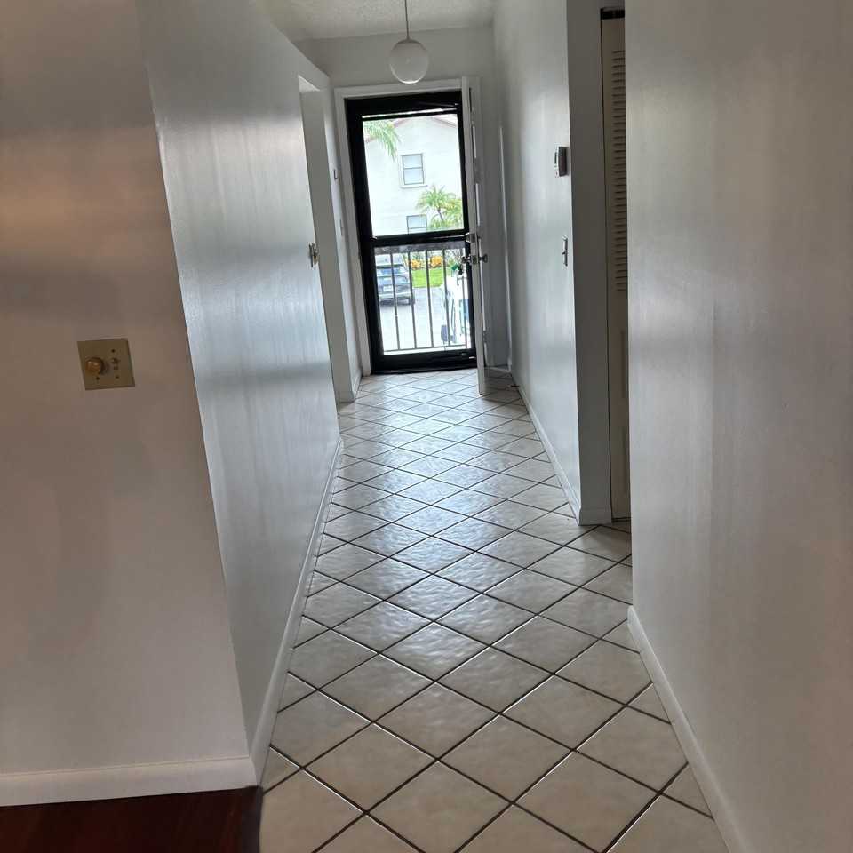 7641 Tahiti Ln #205 - Photo 7 of 26