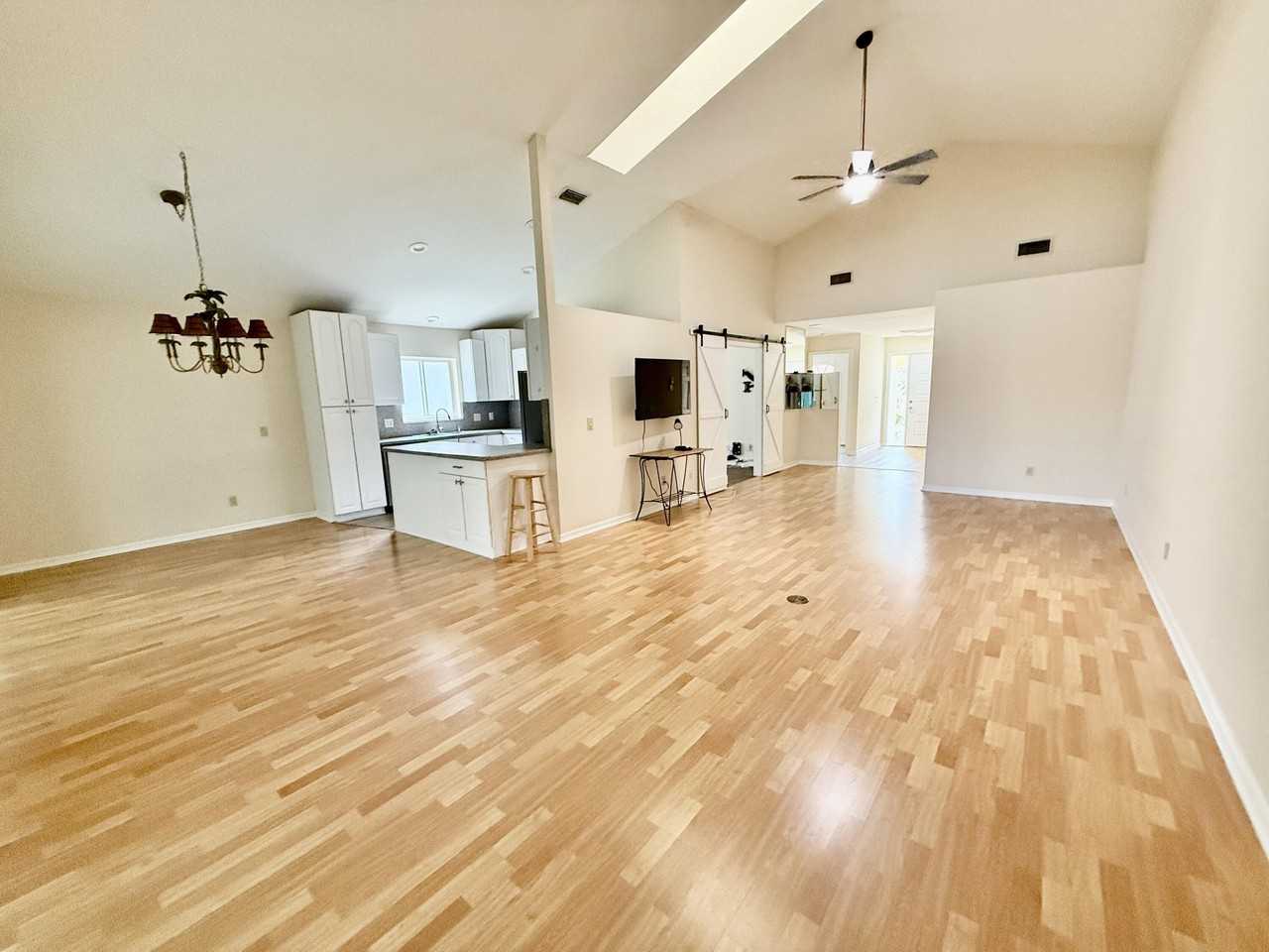 6008 Se Walkers Cay Ct - Photo 5 of 24