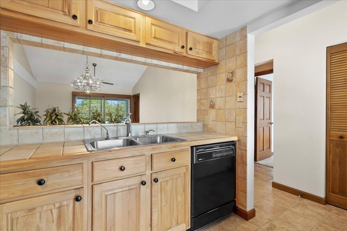 1481 Ne 14th Ct #U7 - Photo 7 of 33
