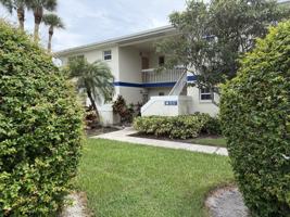 featured image of 1512 Se Royal Green Cir #203