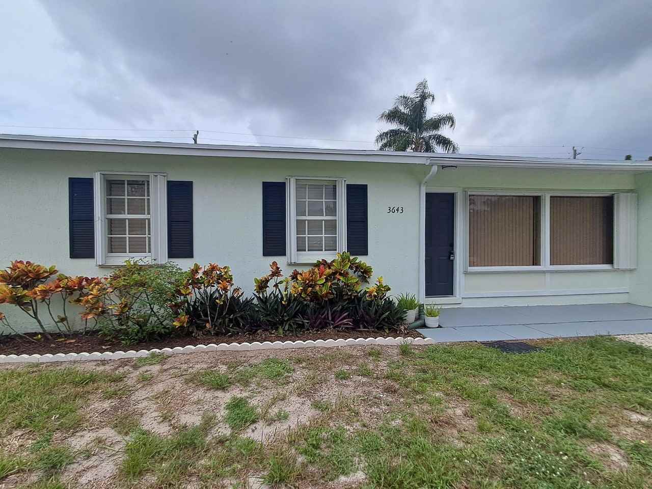 3643 Betty Ann Ct W #A - Photo 7 of 50