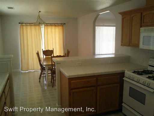 868 Paramount Way - Photo 3 of 8