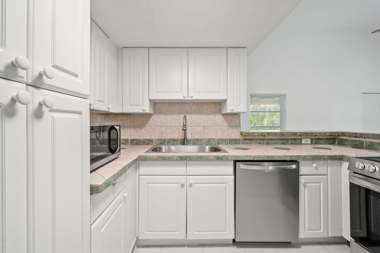 2585 G Rd W - Photo 6 of 15