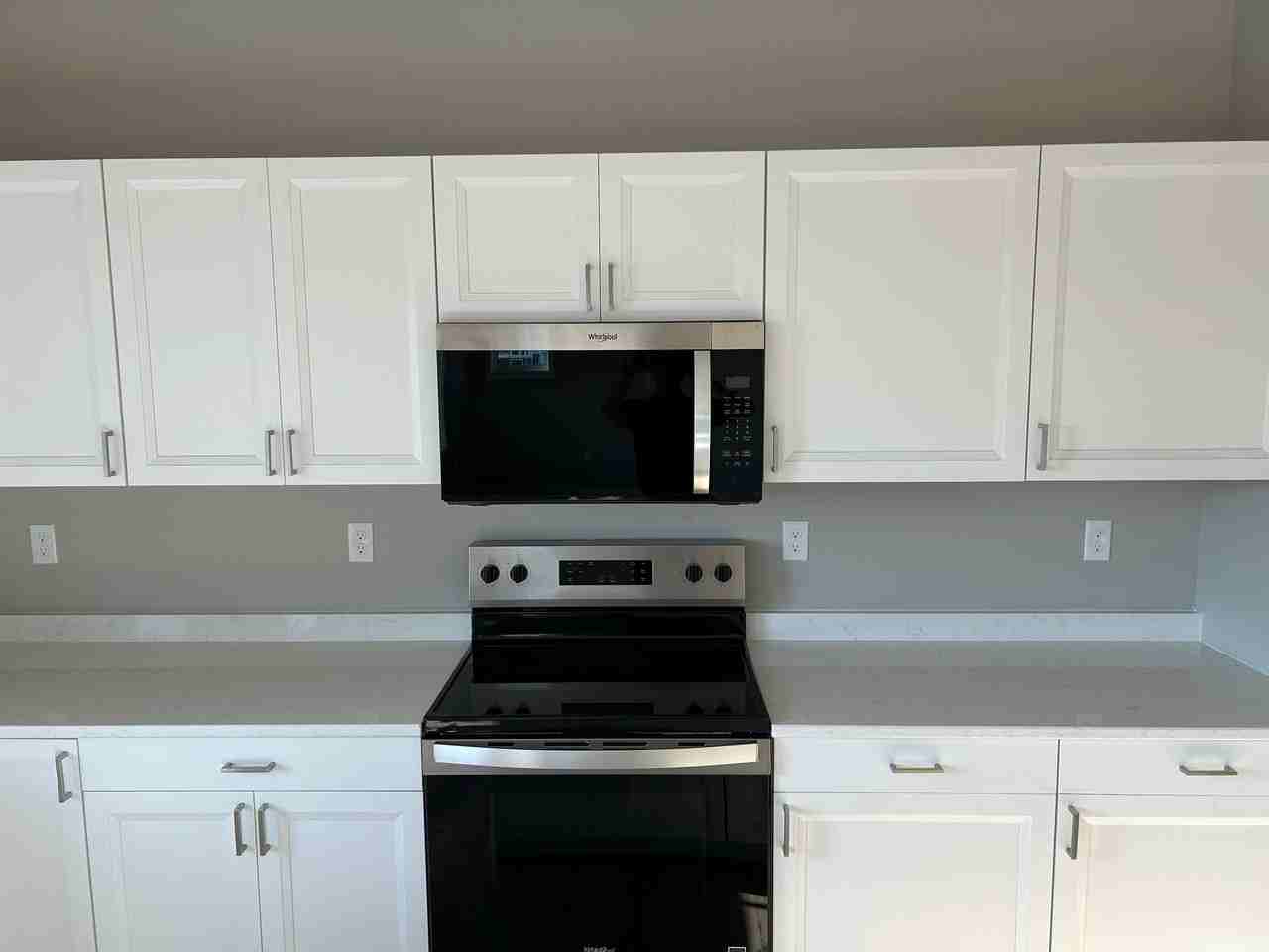 2745 38th Ave S #C - Photo 4 of 20