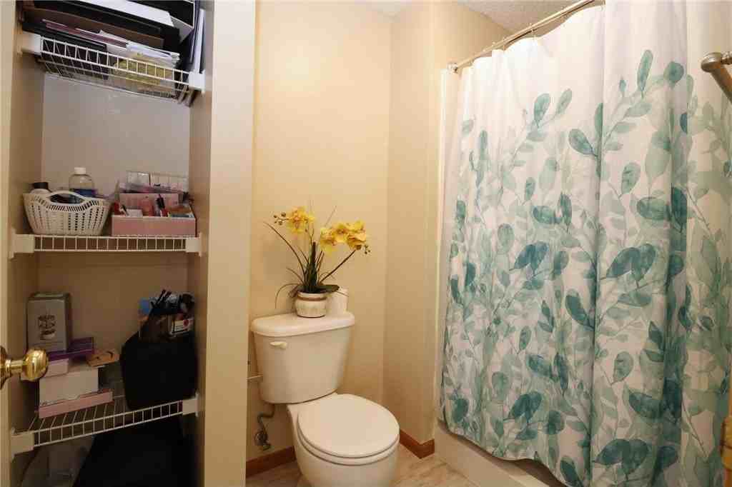 15356 Chili Ct - Photo 4 of 7