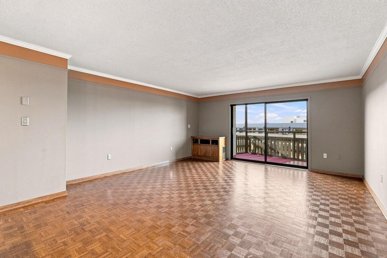 400 Groveland Ave #708 - Photo 3 of 49