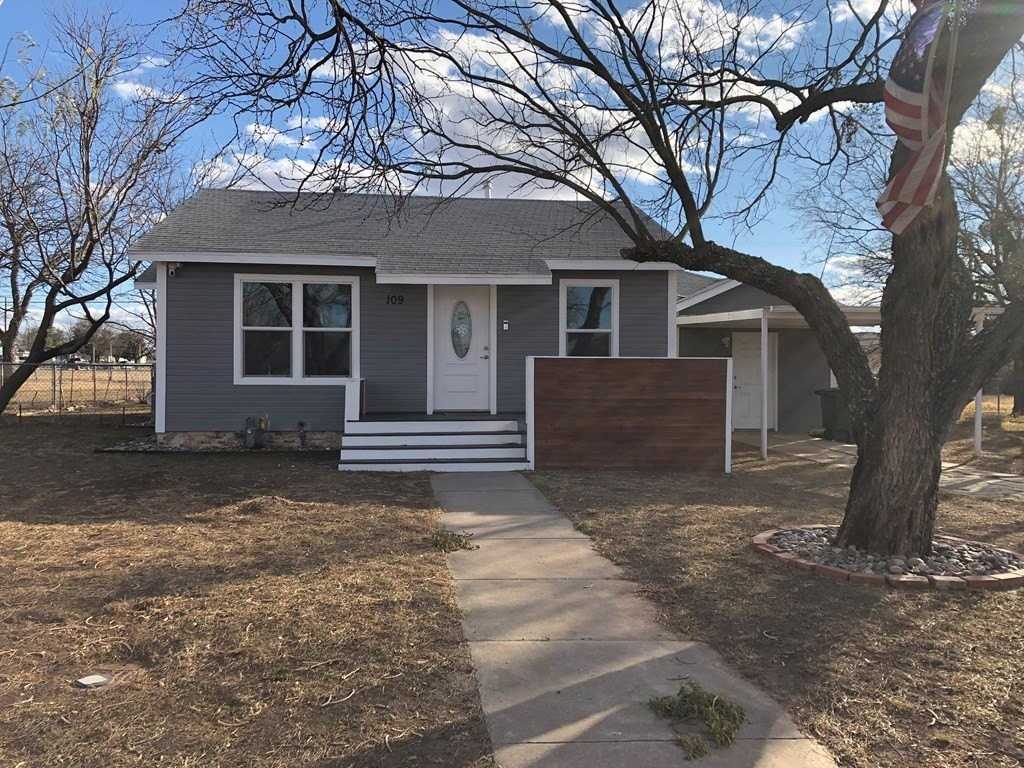 109 Belaire Ave - Photo 4 of 34