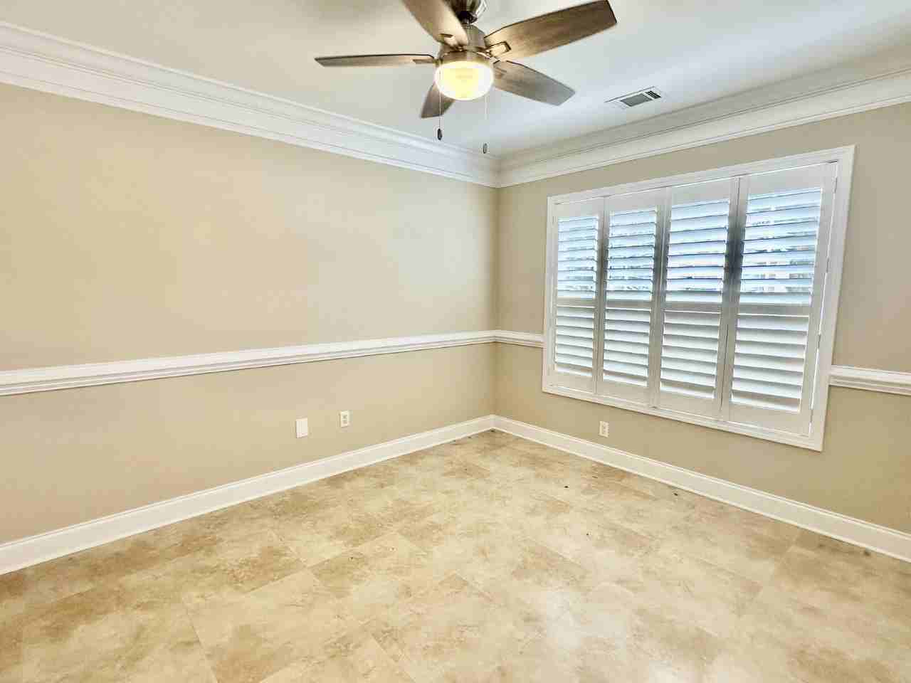 30 Gables Ln - Photo 4 of 33