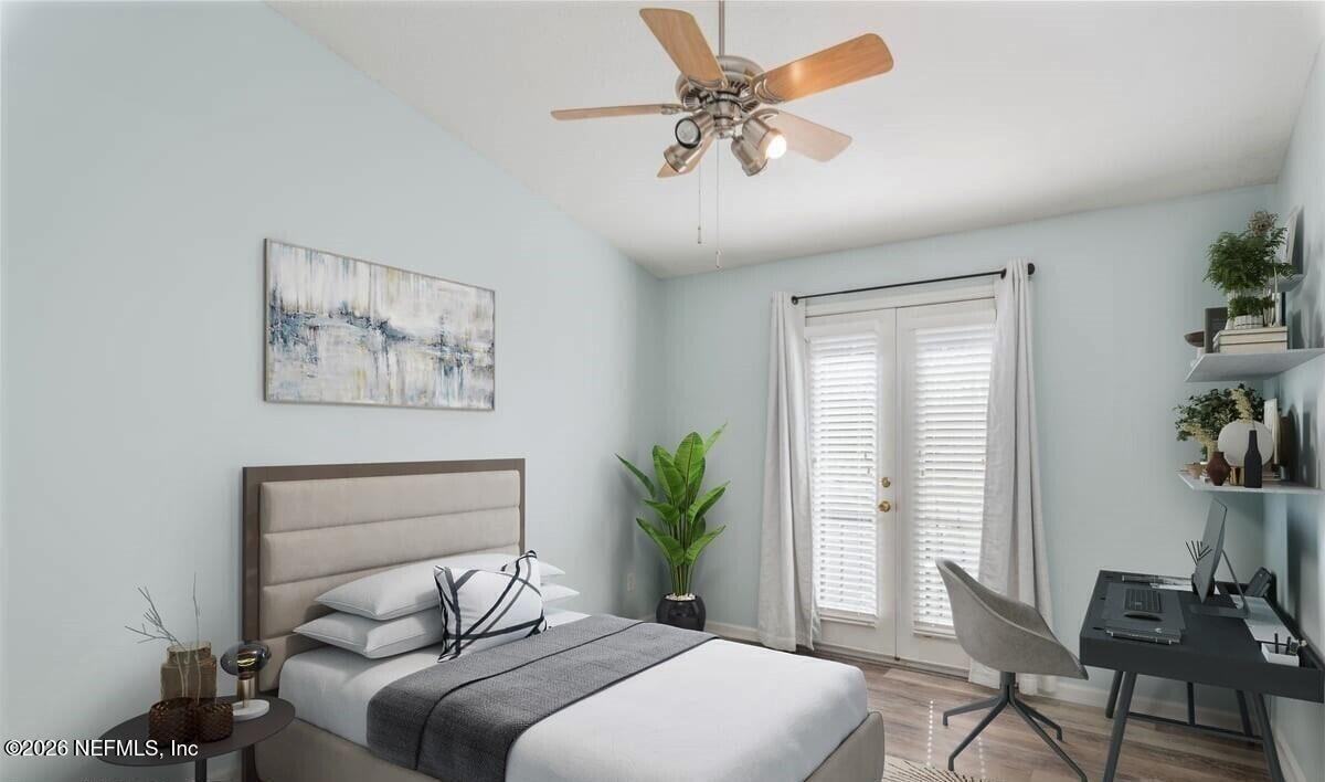 13727 Richmond Park Dr N #105 - Photo 6 of 35