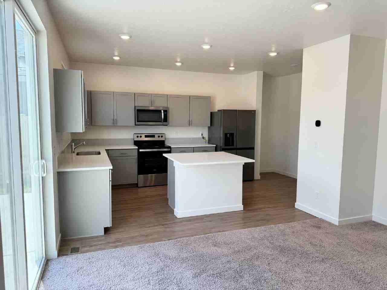 4326 S Colditz Way - Photo 2 of 30