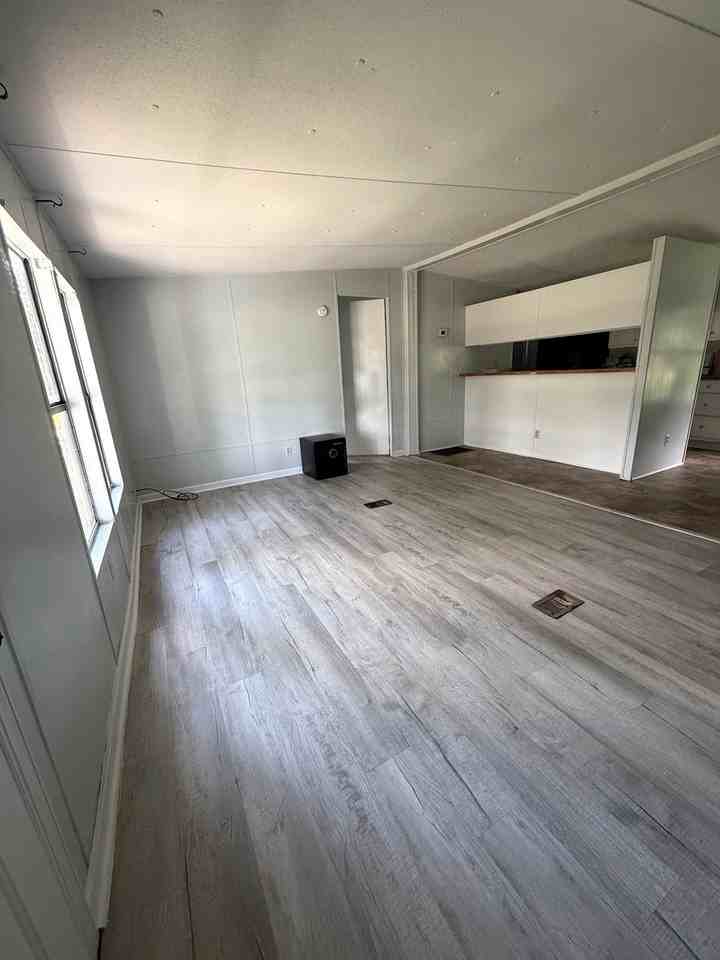 105 Helen Ter - Photo 6 of 12