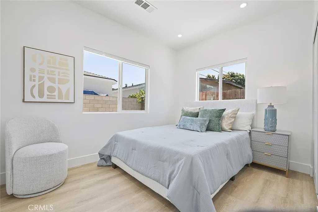 12576 Barbara Ave - Photo 7 of 18