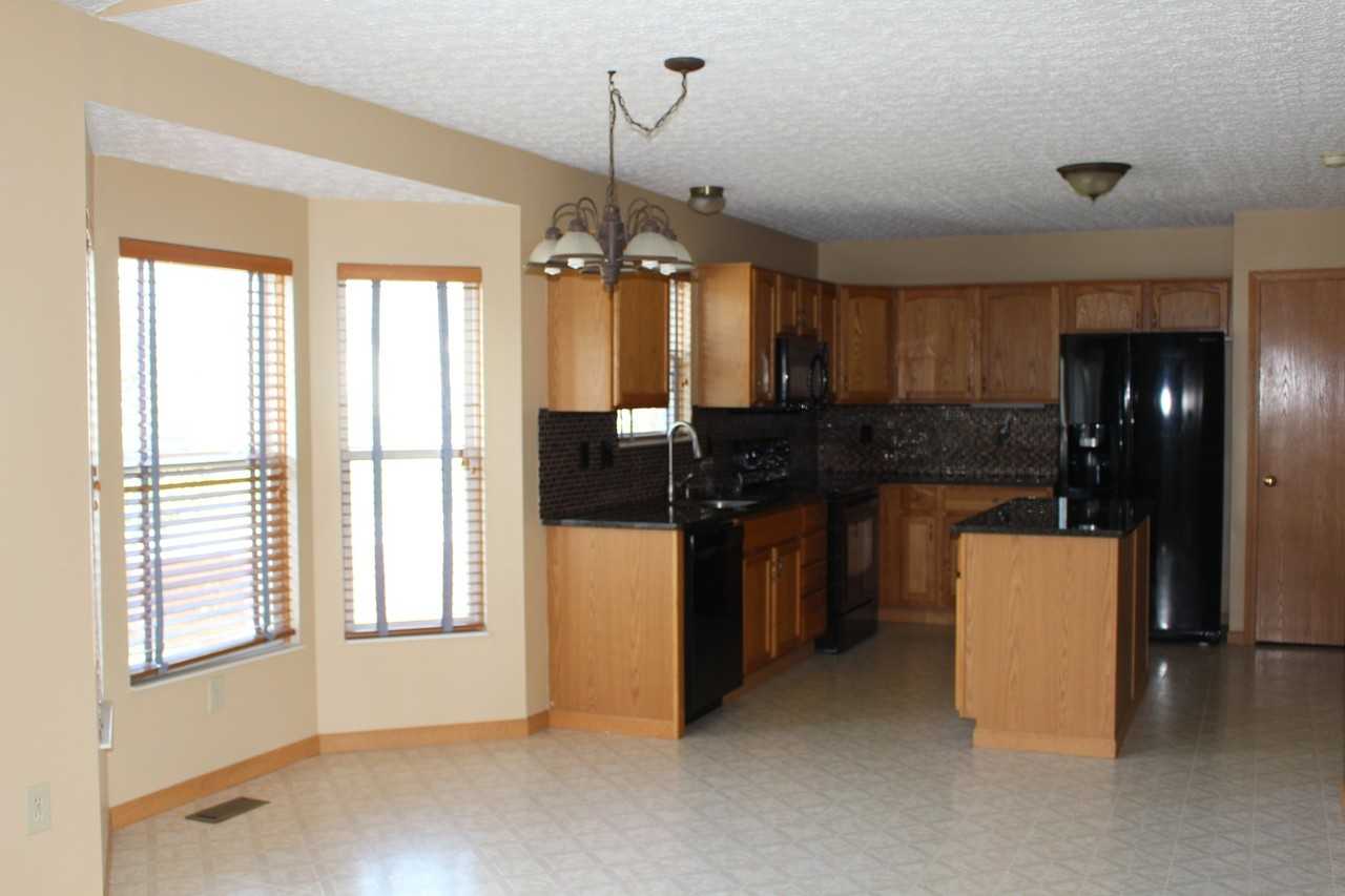 461 Furman St - Photo 3 of 17