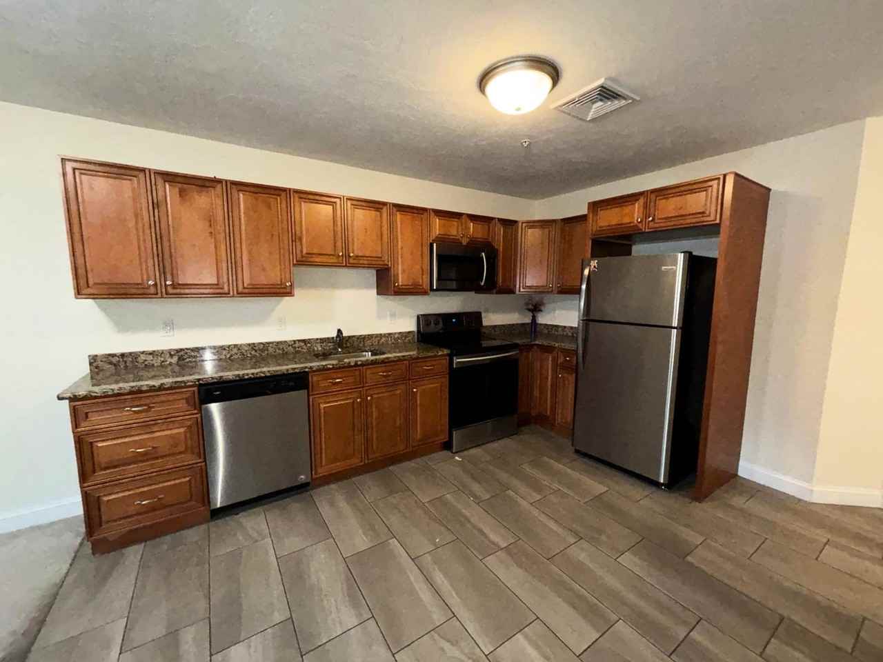 293 Broadway #3R - Photo 2 of 8