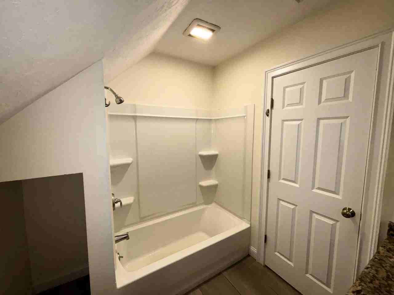 293 Broadway #3R - Photo 4 of 8