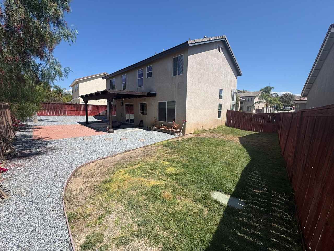 39623 Vanderbilt Ave - Photo 2 of 15