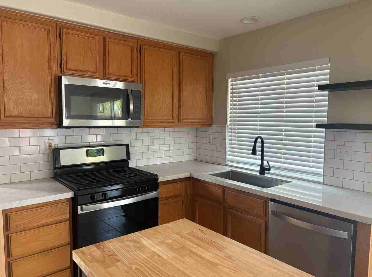 39623 Vanderbilt Ave - Photo 6 of 15