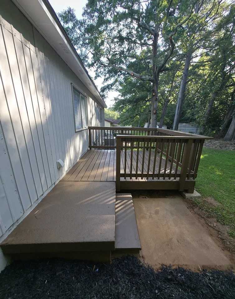 170 Kennedy Cir #4 - Photo 4 of 11