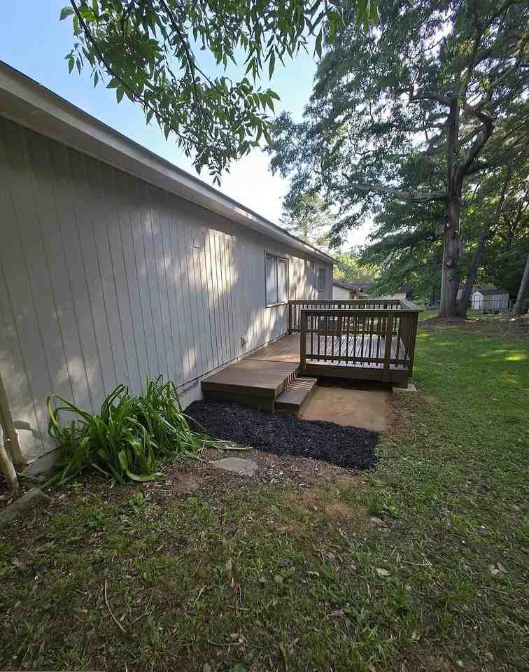 170 Kennedy Cir #4 - Photo 5 of 11