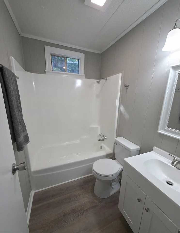 170 Kennedy Cir #4 - Photo 7 of 11