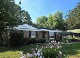 featured image of 170 Kennedy Cir #4