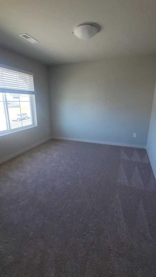 20683 Town Dr - Photo 4 of 8
