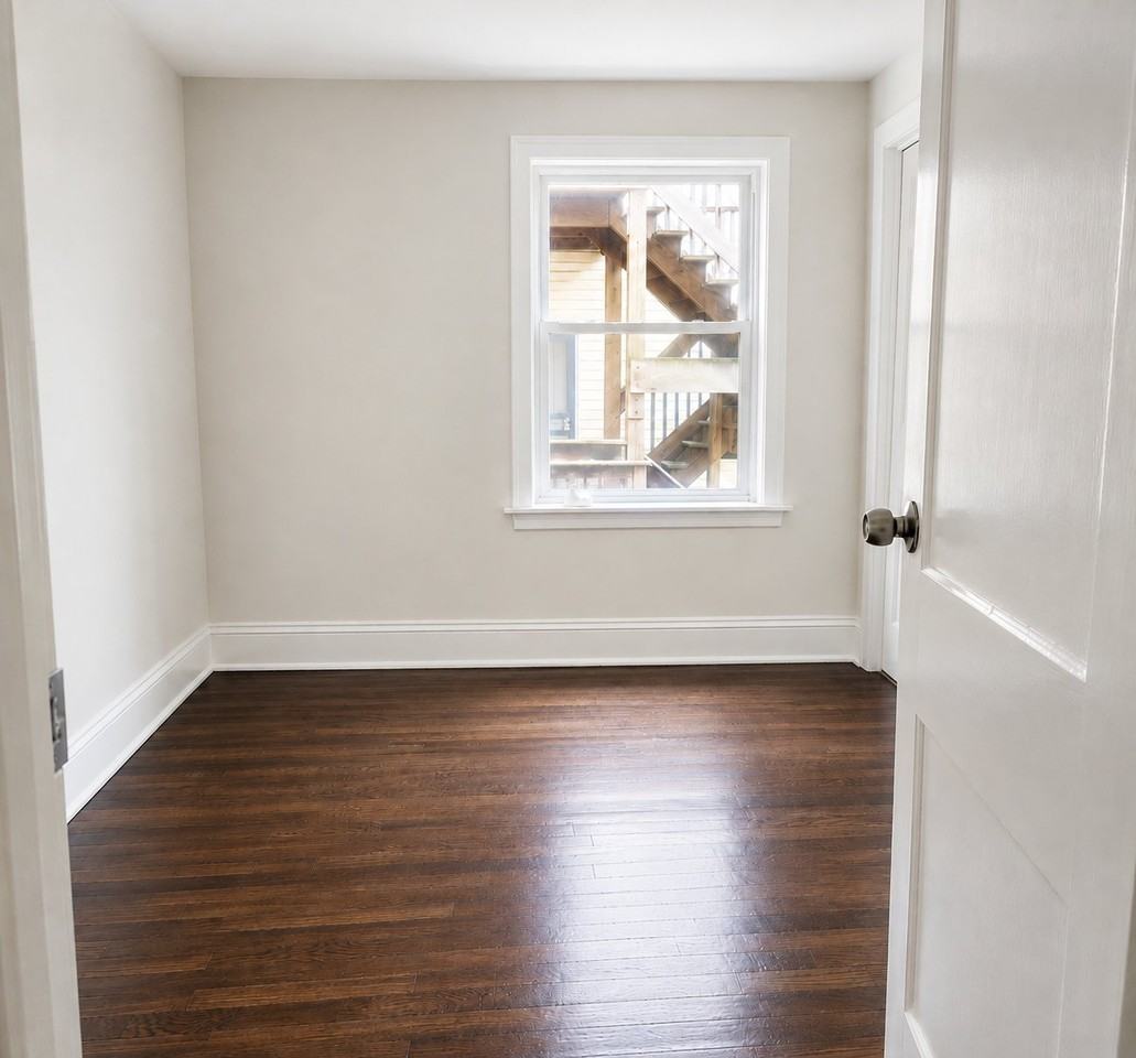 7514 S Langley Ave #1 - Photo 6 of 14