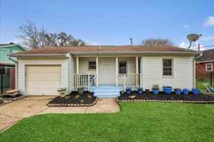2985 Emile St - Photo 1 of 1
