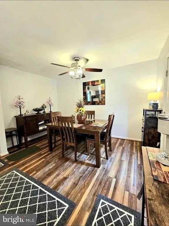 15110 Catalpa Ct - Photo 6 of 20