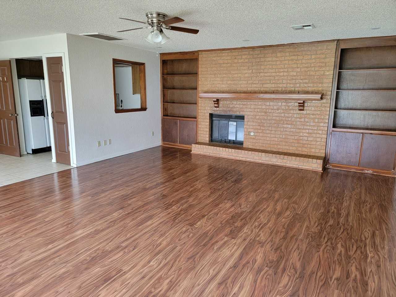 8112 Azalea Ave - Photo 3 of 18