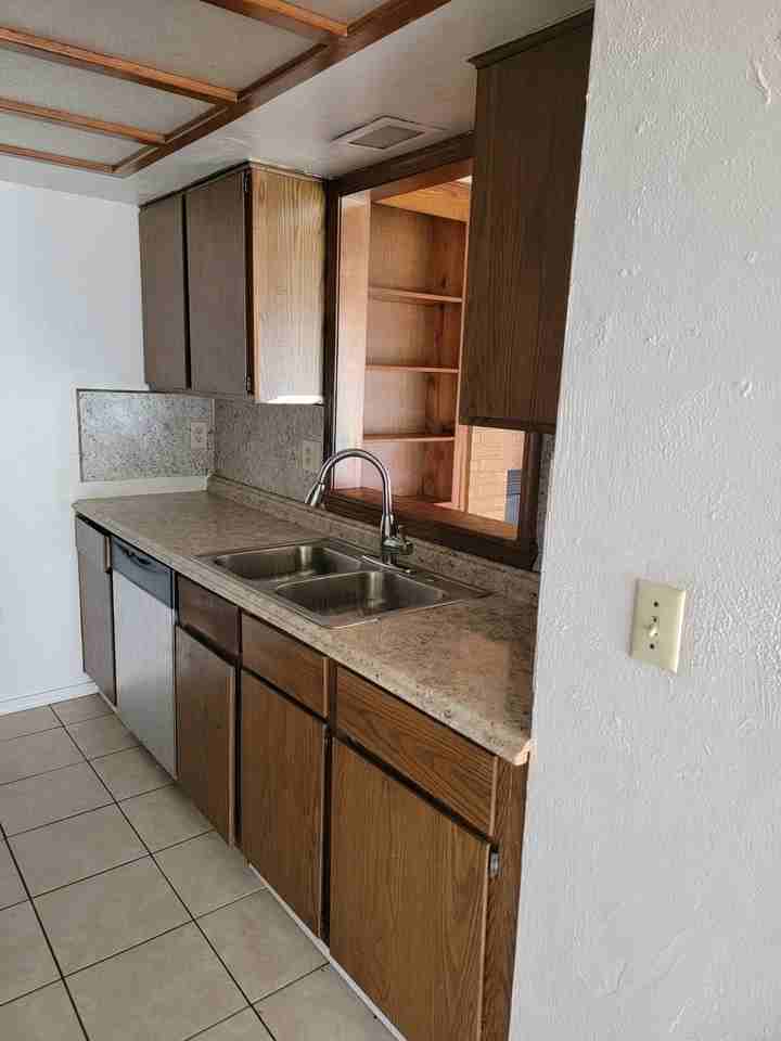 8112 Azalea Ave - Photo 5 of 18