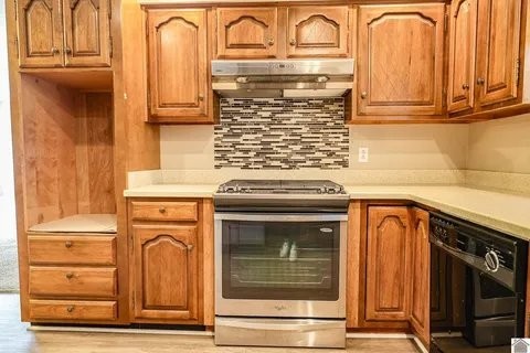5439 Tuck Rd - Photo 2 of 13