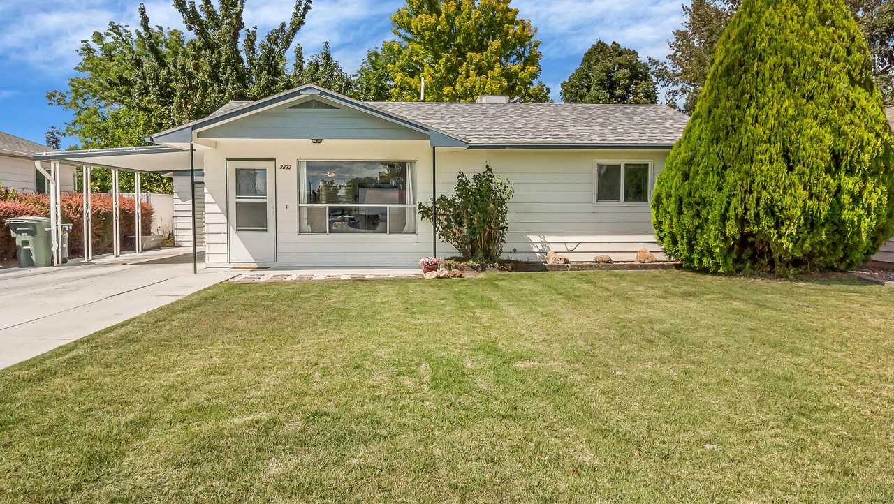 2832 Texas Ave - Photo 2 of 15