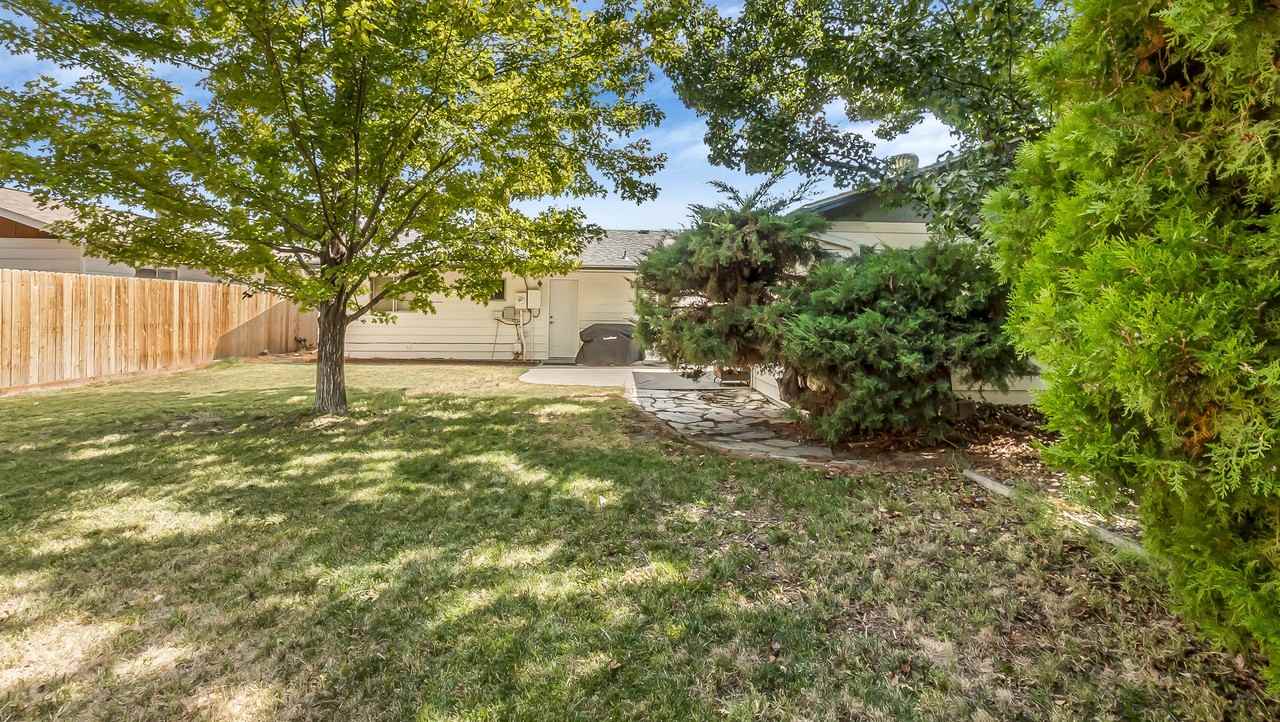 2832 Texas Ave - Photo 3 of 15