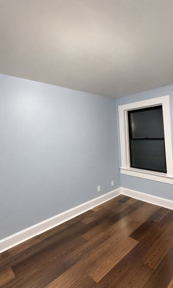 29 Park Ave #2R - Photo 3 of 6