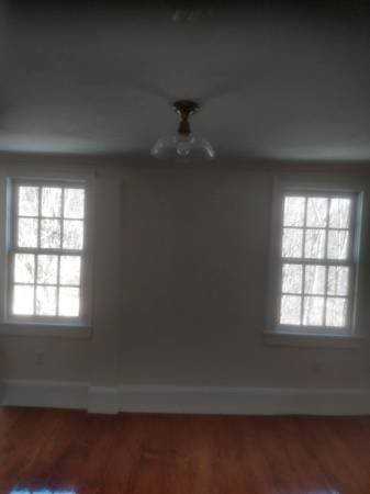 374 Ashby Rd #1 - Photo 5 of 9