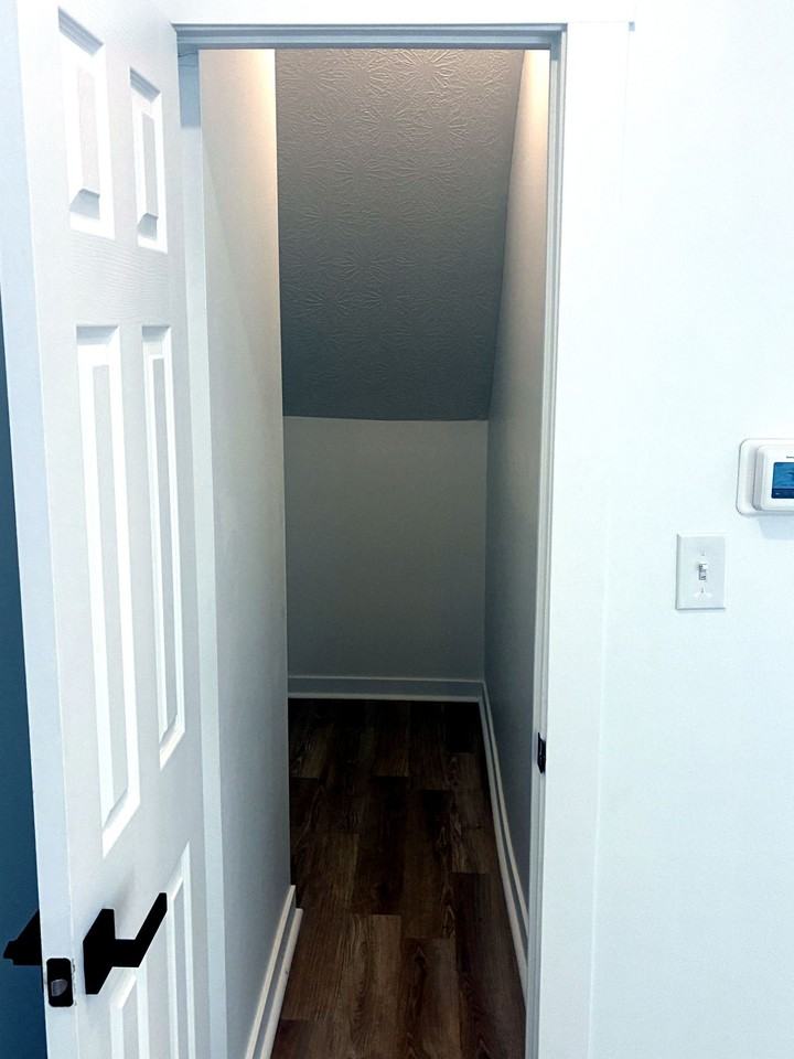1378 E Fulton St - Photo 4 of 18